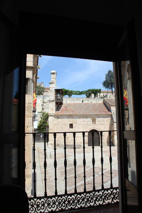 Vut Santa Lucia Apartment Zamora Exterior photo