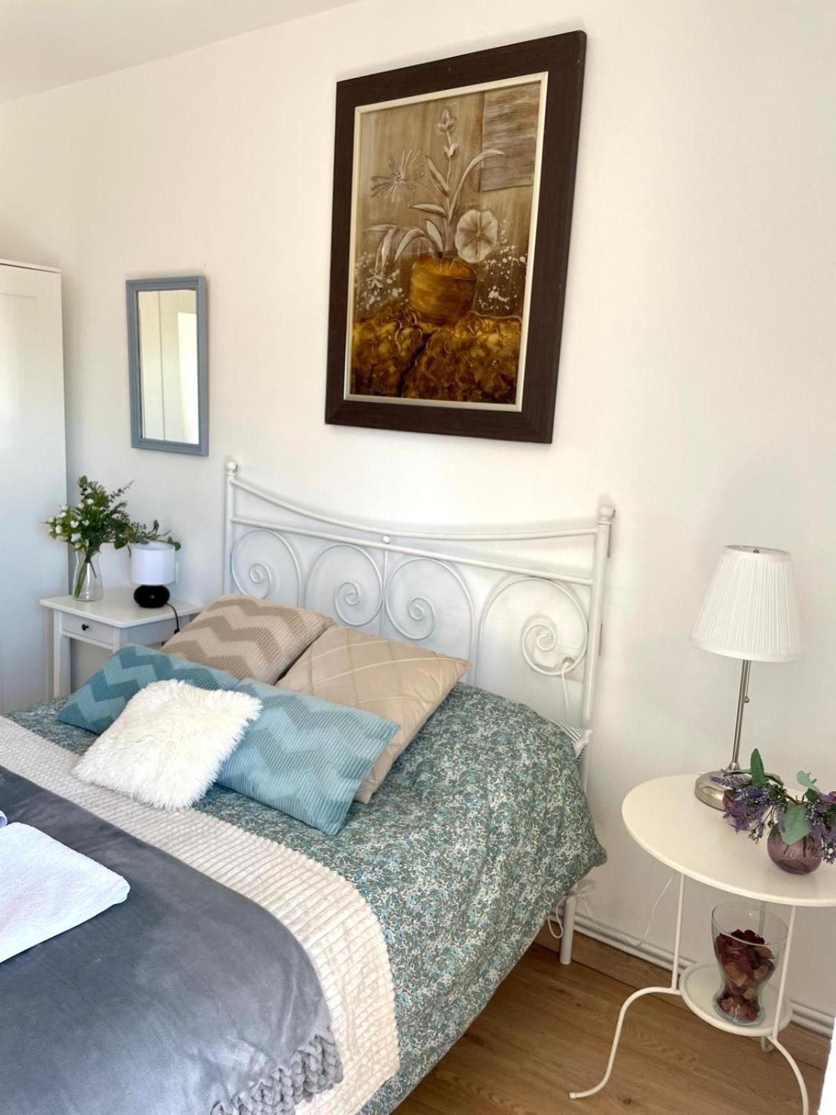 Vut Santa Lucia Apartment Zamora Exterior photo
